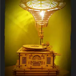 Retro Gramophone wood lamp